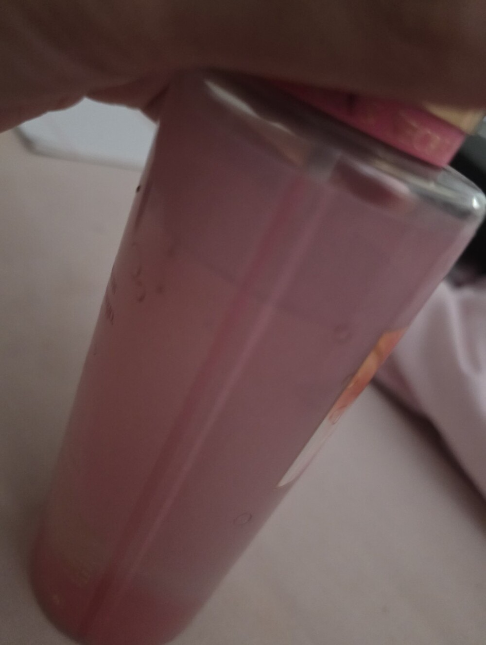 Victoria's Secret Dewy Dragonfruit Nectar Fragrance Mist - Pink - Picture 2 of 2